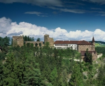 Zamykání hradu Velhartice, běžecký závod, ohňostroj (27.10.)